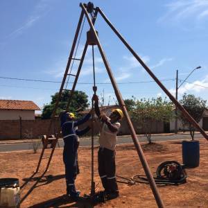 Sondagem a percussão tipo SPT